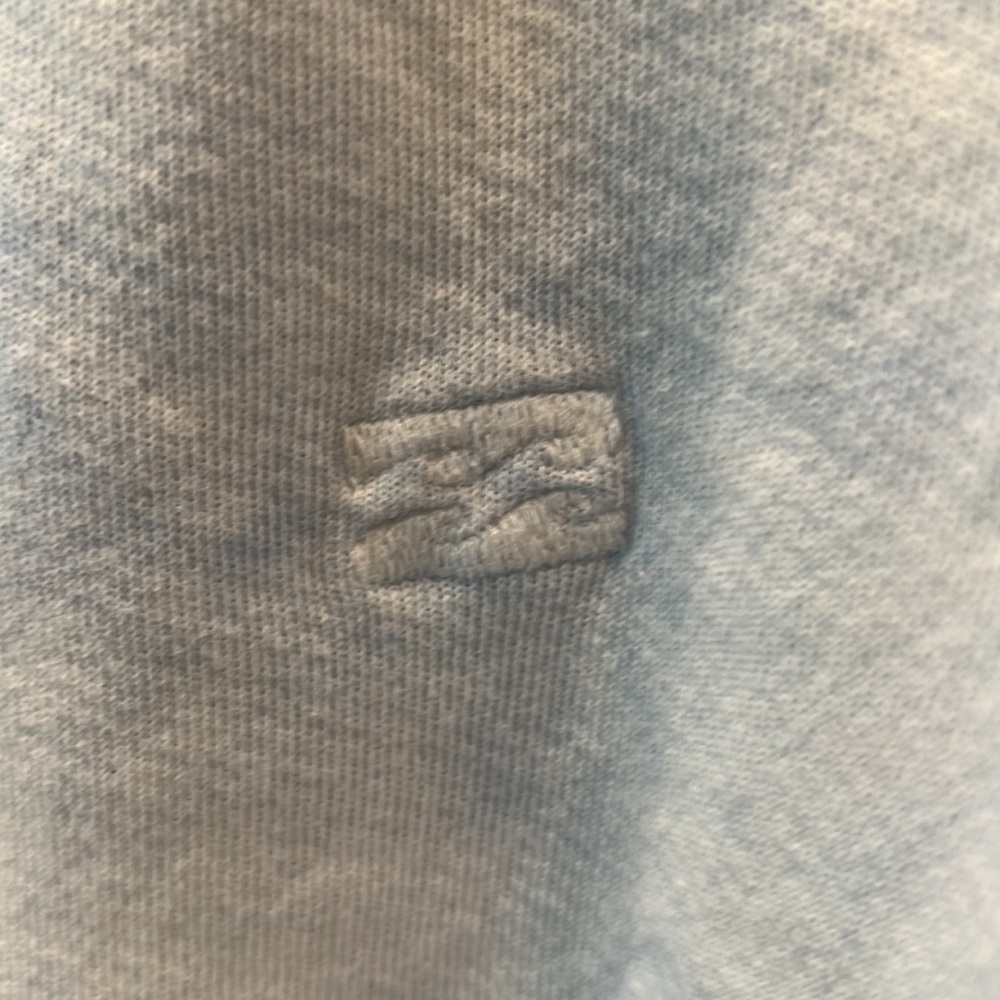 Tie dye billabong sweatshirt. Ladies juniors size large. NWT - Picture 2 of 5